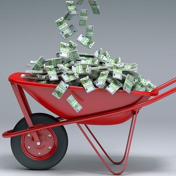 Schubkarre voller Geldscheinen Euro