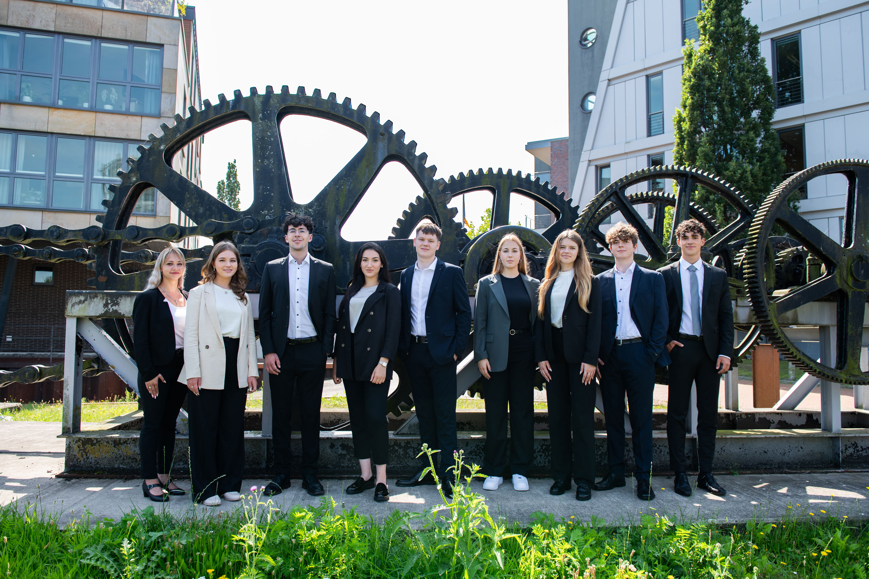Gruppenfoto der Auszubildenden des Jahrgangs 2024