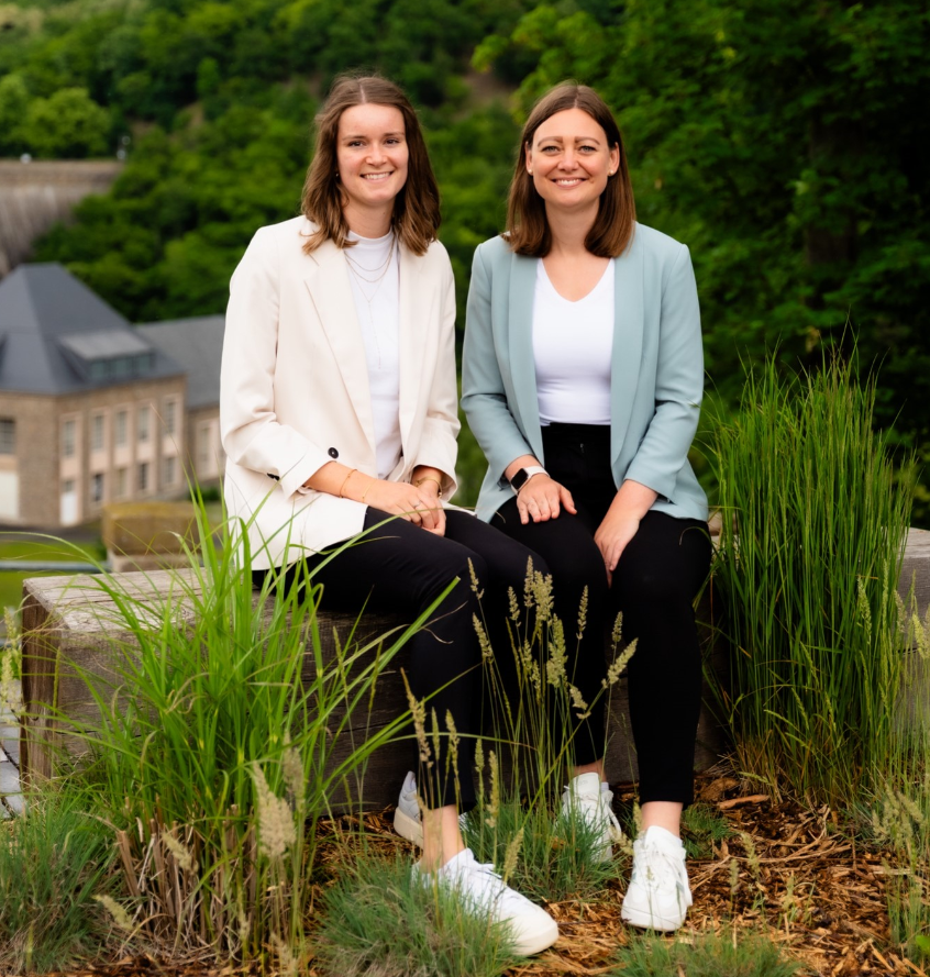 Ansprechpartnerinnen Madleen Wenzel und Julia Schröder