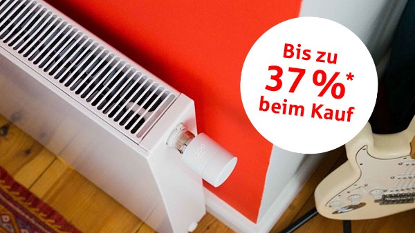 Rechtsschutzversicherung Ein Megaphon auf einem bunten Hintergrund