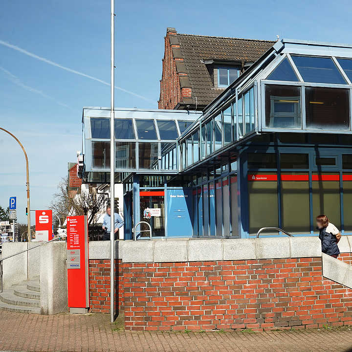 Sparkasse Südholstein Filiale Quickborn, Kieler Straße 100