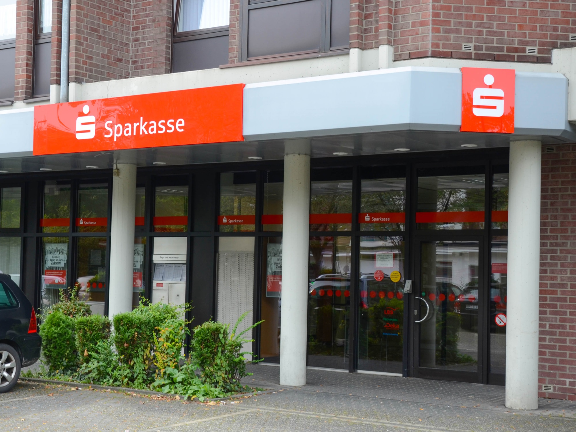 Sparkasse Filiale Schurzelter Straße