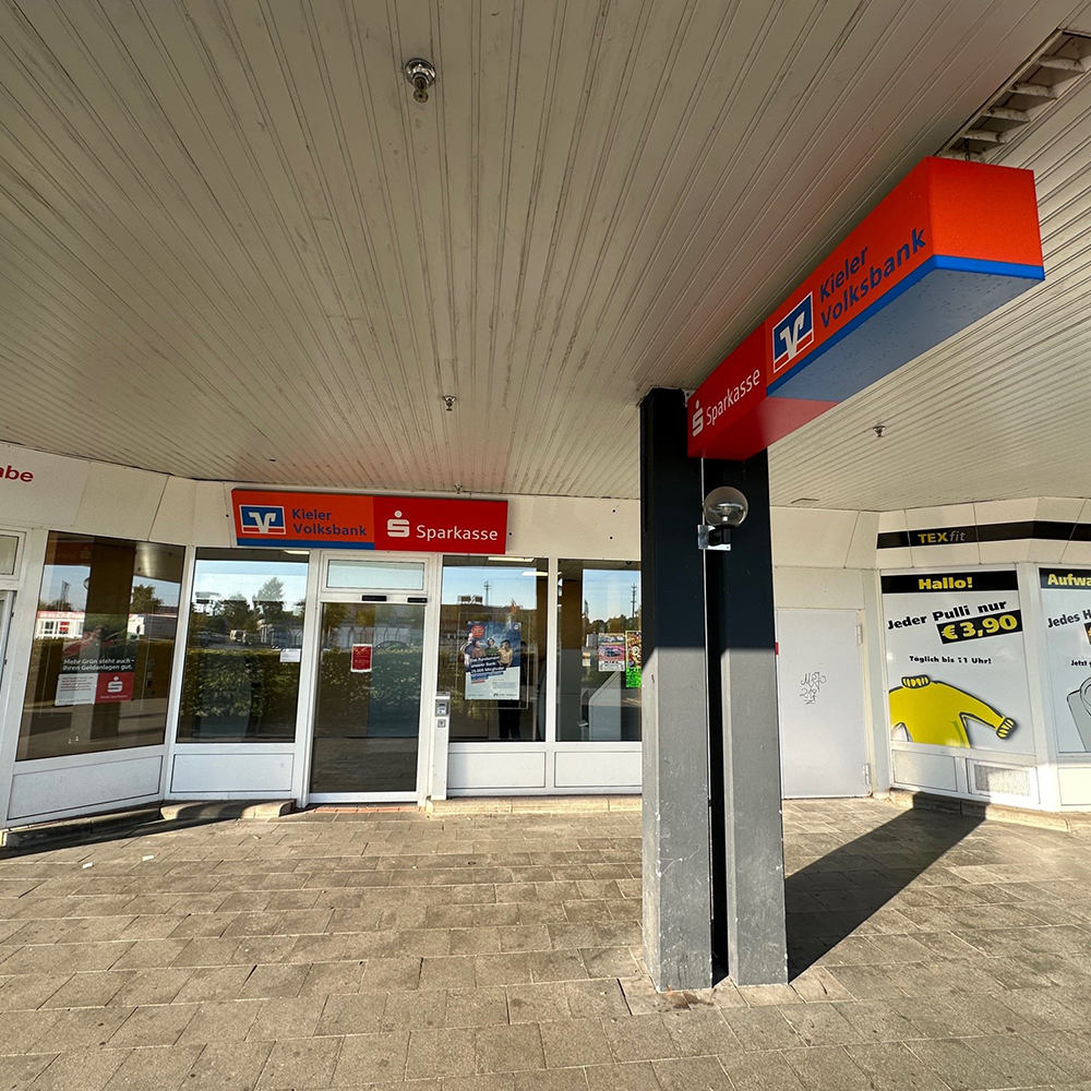 Sparkasse Geldautomat Raisdorf im real-Center