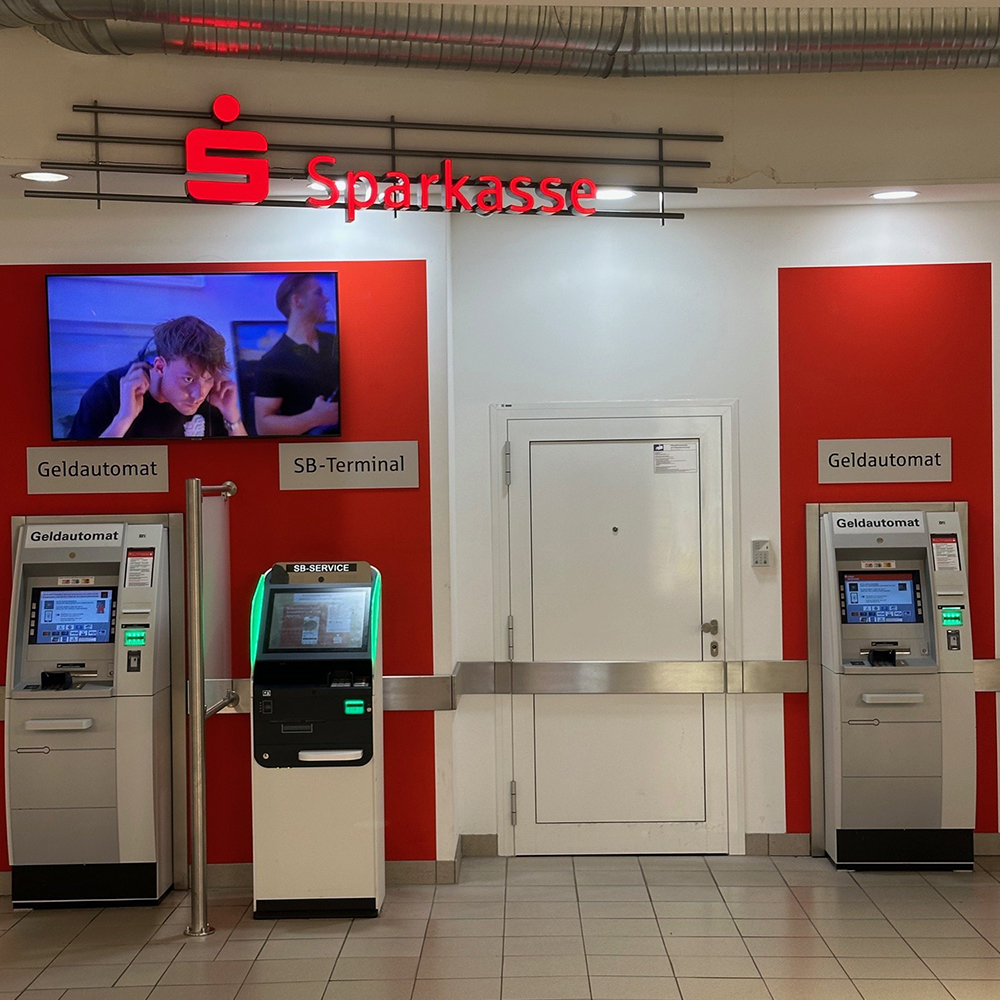 Sparkasse Geldautomat Kiel im REWE-Center