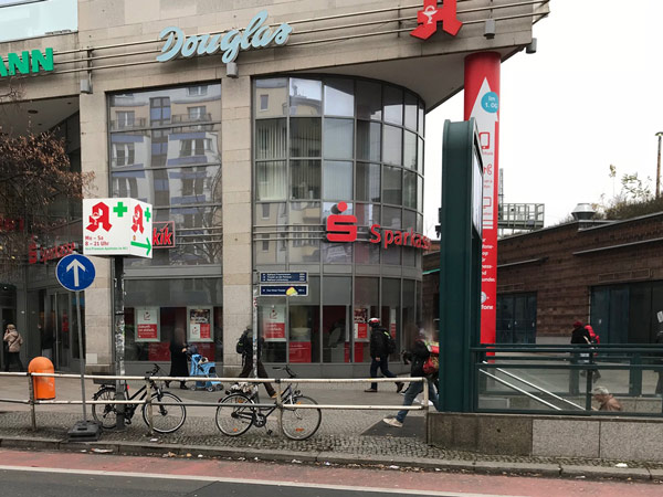 Foto des Geldautomaten Geldautomat Frankfurter Allee