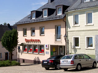 Sparkasse Hochfranken com.sfp.sparkasse.core.services.filialfinder.xml.FiFiObjectType@1b9fe542 Schauenstein