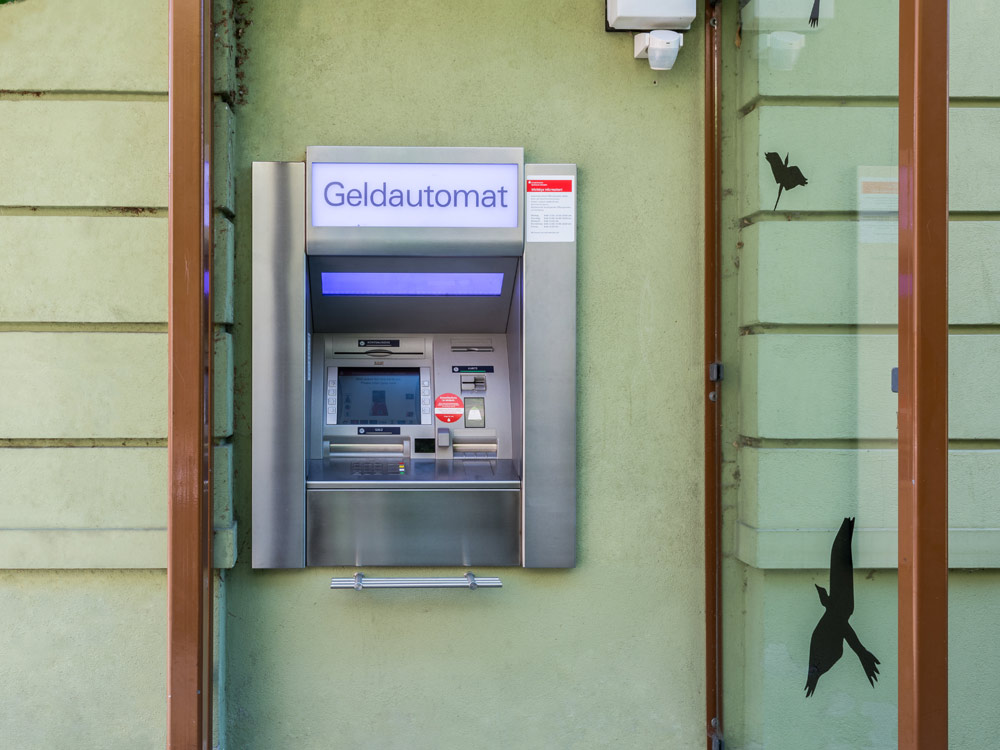 Foto des Geldautomaten Geldautomat Struppen