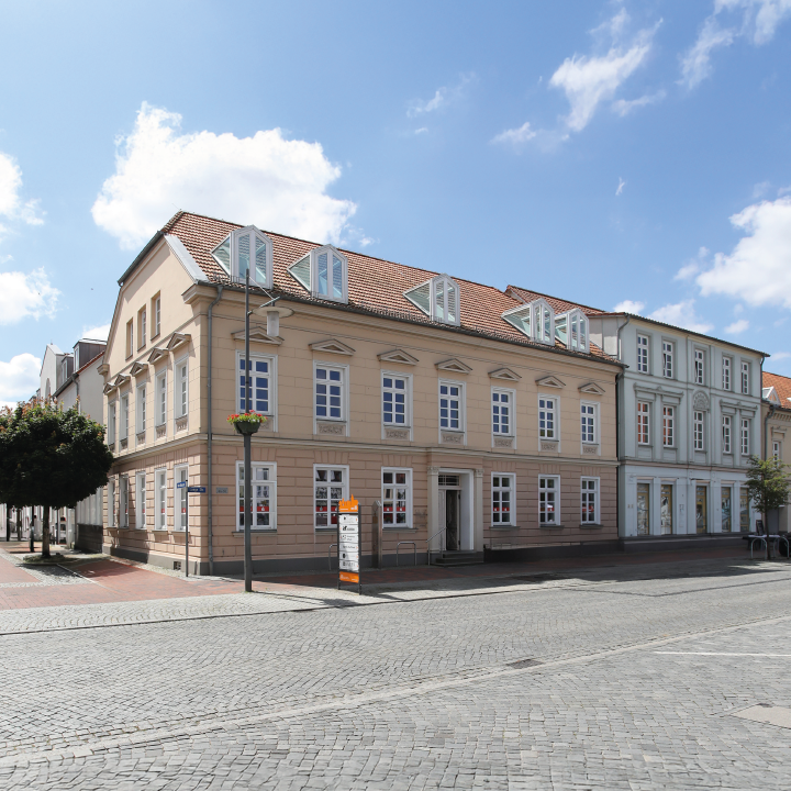 Sparkasse FirmenkundenCenter Ribnitz Lange Straße