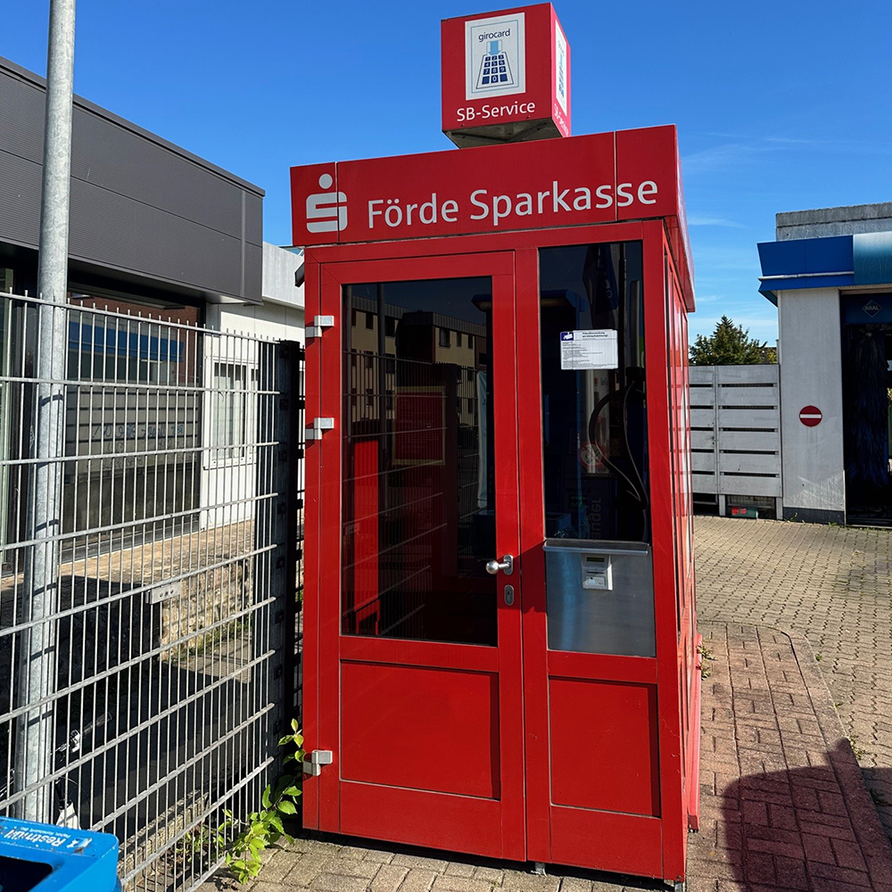 Sparkasse Geldautomat Plön ARAL-Tankstelle