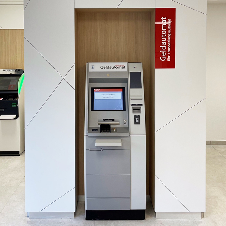 Foto des Geldautomaten Geldautomat Spay