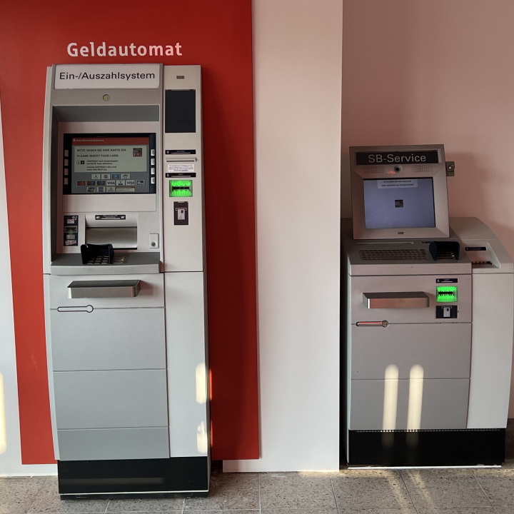 Sparkasse Geldautomat Trusetal