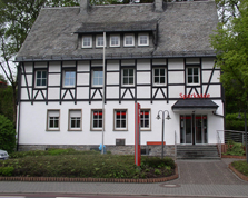 Sparkasse Paderborn-Detmold com.sfp.sparkasse.core.services.filialfinder.xml.FiFiObjectType@67a0cb86 Bredelar