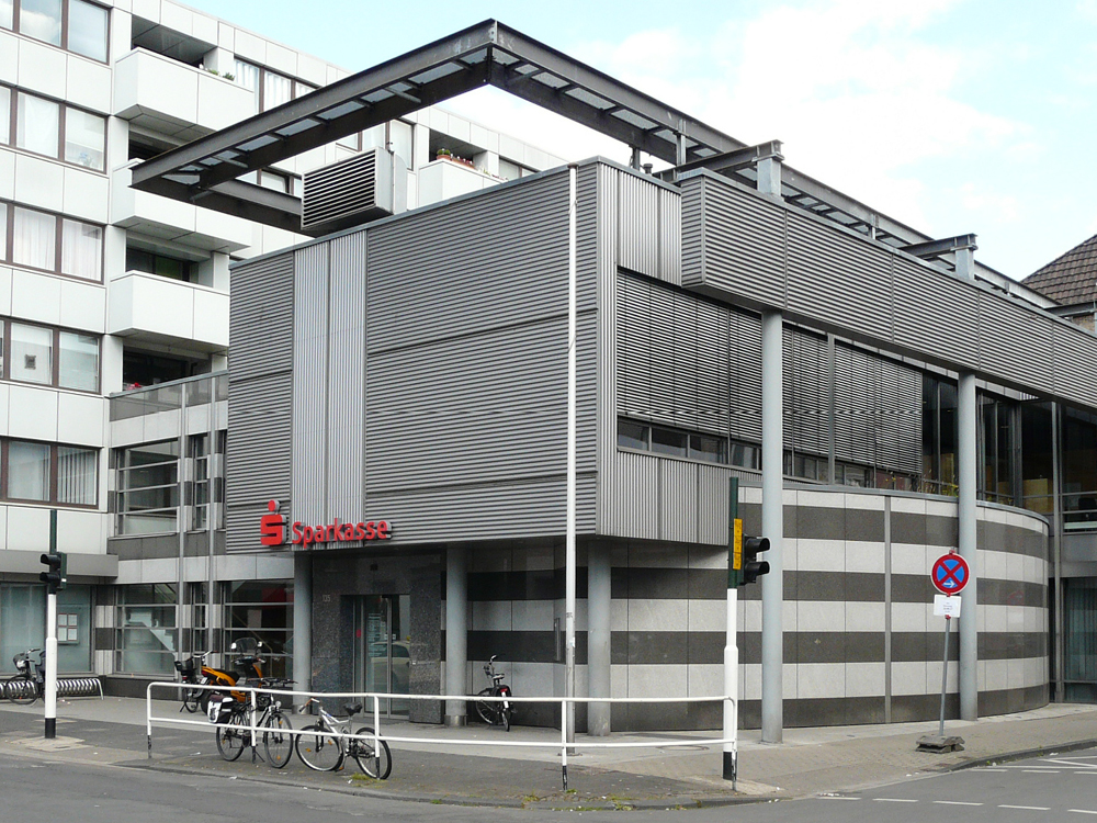 Sparkasse Krefeld com.sfp.sparkasse.core.services.filialfinder.xml.FiFiObjectType@6e0ca63e Marktstraße
