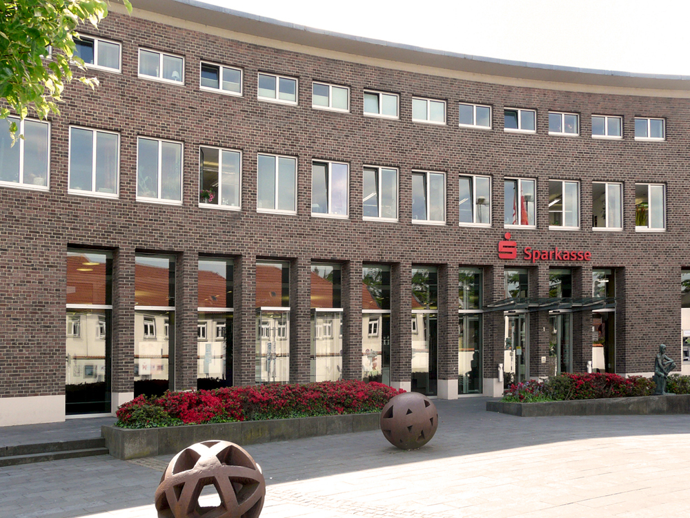 Sparkasse Krefeld com.sfp.sparkasse.core.services.filialfinder.xml.FiFiObjectType@21cdabc0 Hüls