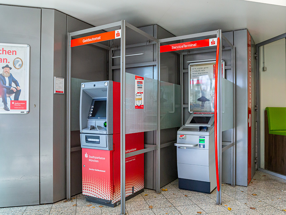 Foto des Geldautomaten Geldautomat V-Markt Balanstraße