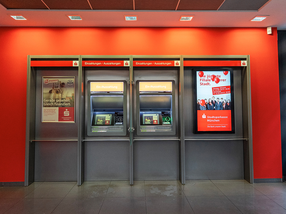 Foto des Geldautomaten Geldautomat Azubi-Filiale