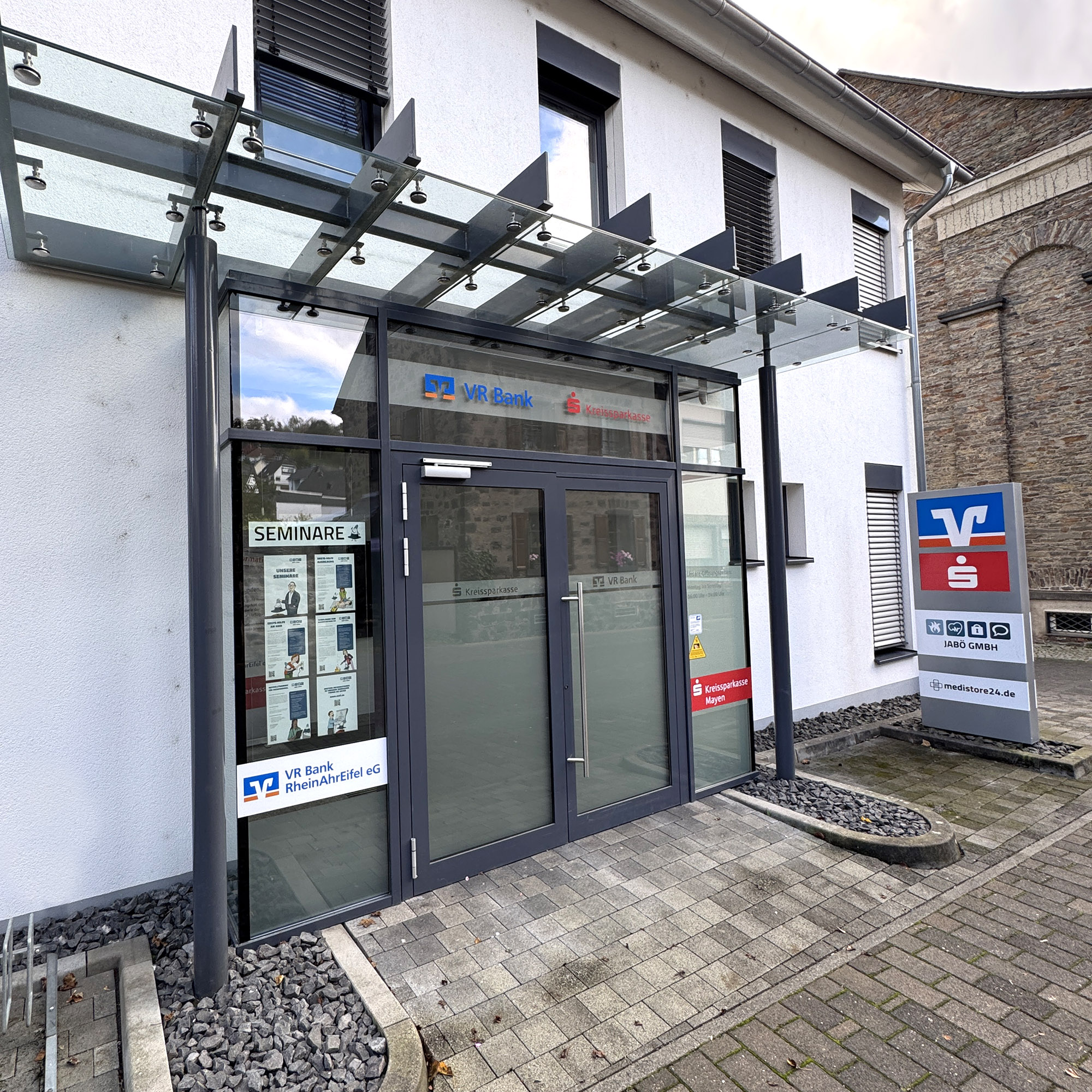 Foto der Filiale SB-Filiale Nickenich - Kooperation mit VR-Bank